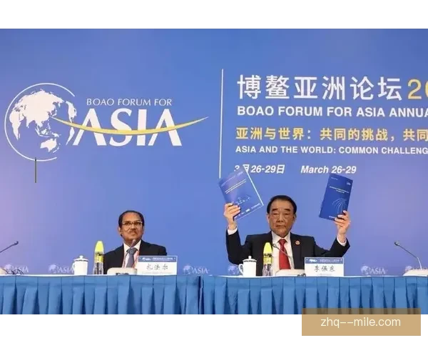 世俱杯VAR判罚争议引发公平性与裁判权威的全球热议反思赛制 世俱杯VAR判罚争议引发公平性与裁判权威的全球热议反思赛制